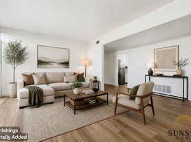 205-215 W Roderick Ave, Oxnard, CA