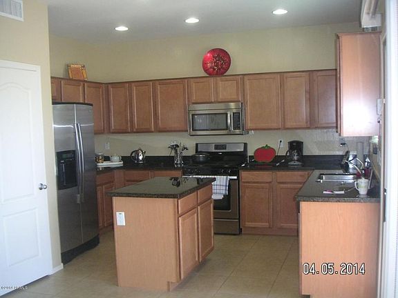 5th image of 2839 N Four Seasons Ln