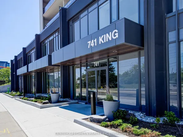 741 King St W, Kitchener, ON