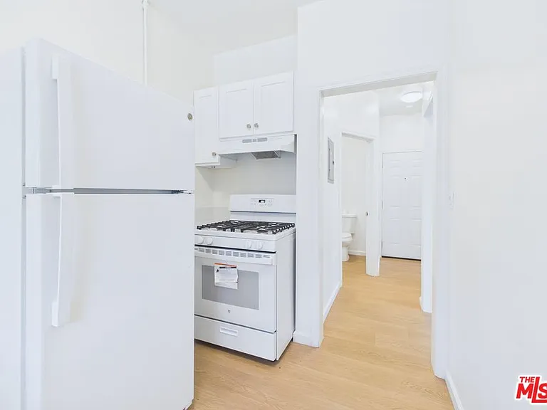 7501 S Central Ave #4 — Photo 5