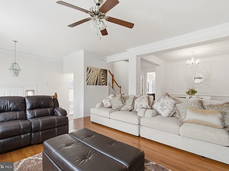 25653 America Sq — Photo 7