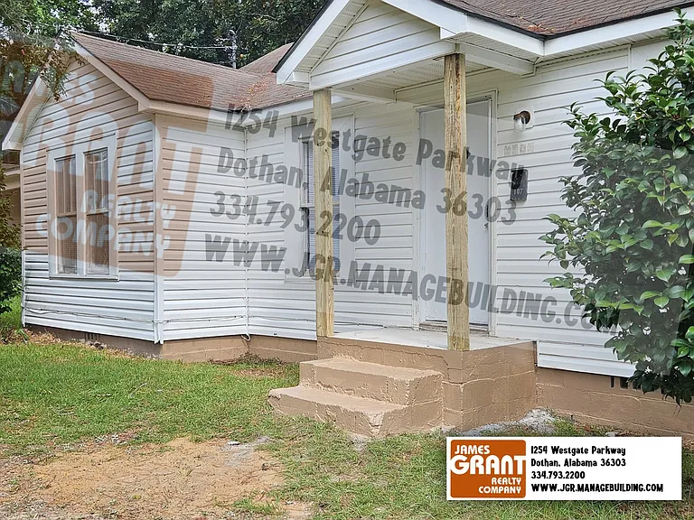 1107 E Lafayette St — Photo 4