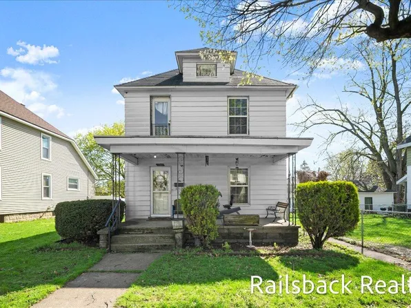 1560 Hamilton Ave NW, Grand Rapids, MI 49504