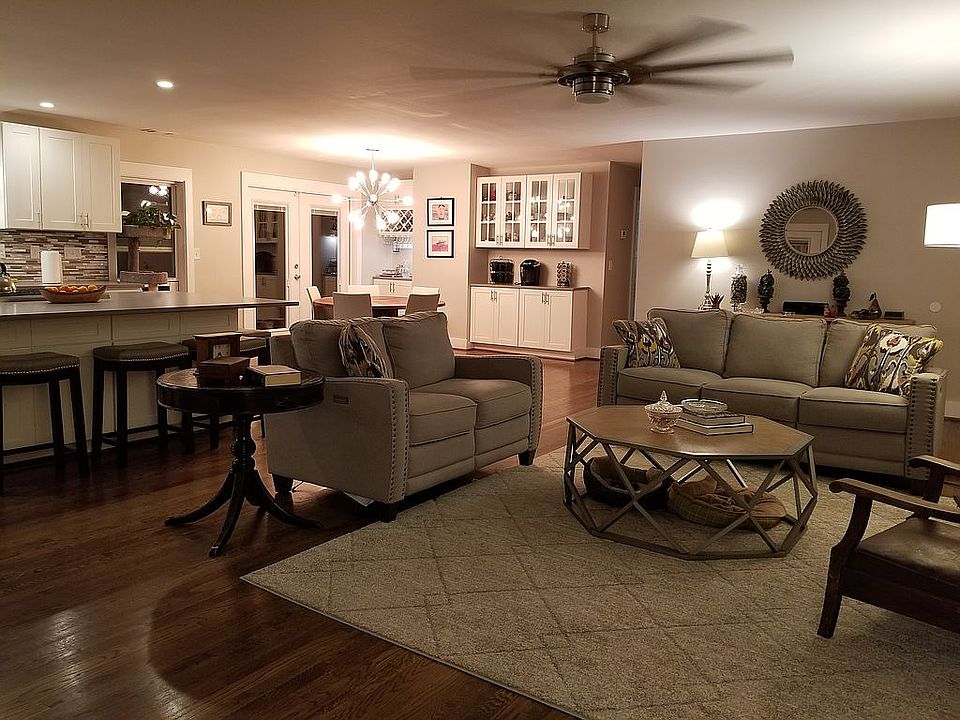 1st image of 2241 Dogwood Ln