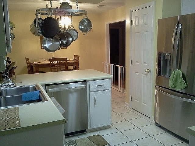 2nd image of 112 Brighton Cir