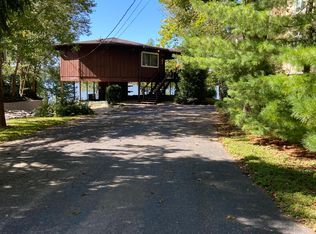 2608 Belknap Beach Rd, Prospect, KY 40059
