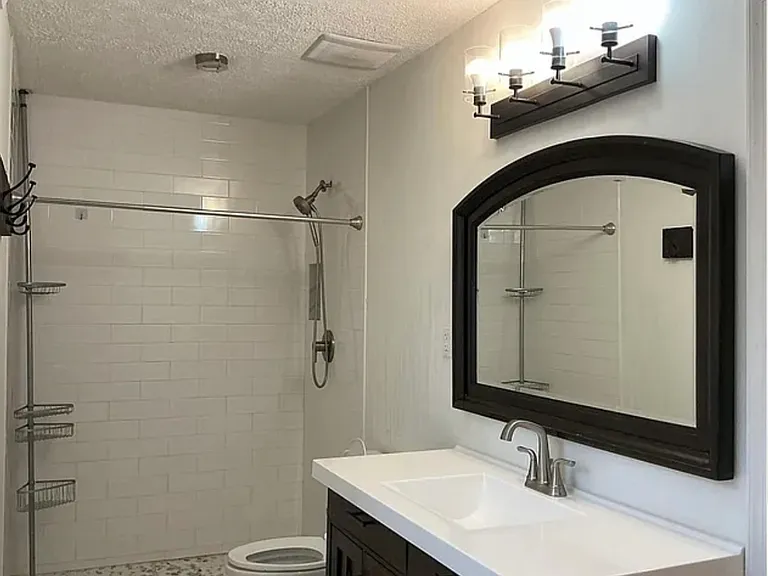 229 Washington St — Photo 14