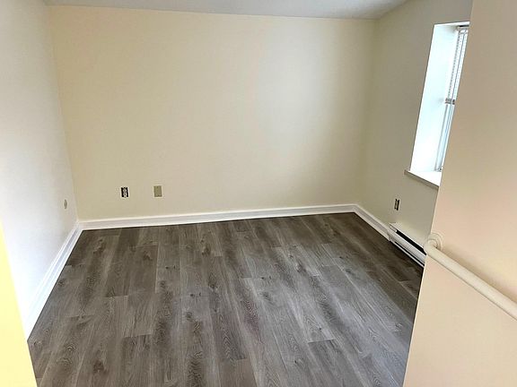 5th image of 9 Everett St #1