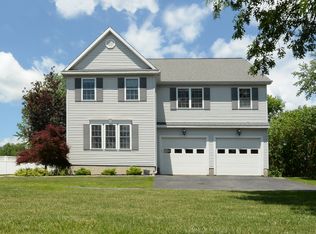 53 Ferry Ln #PVT, Stillwater, NY 12170