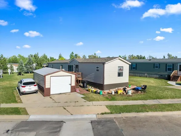 1306 Foothills Dr, Spearfish, SD 57783