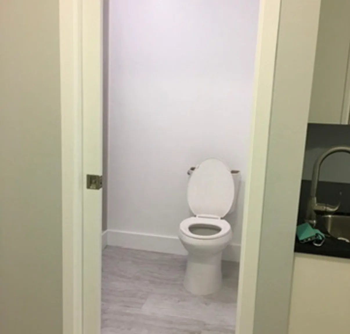 Studio, 200 sqft, $1,850 — Photo 1