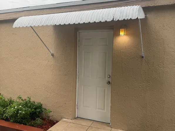 6387 Coral Way, Miami, FL 33155