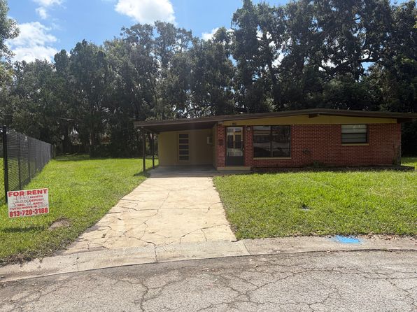 2304 N Warnell Loop, Plant City, FL 33563 – 3-bedroom rental in Plant City