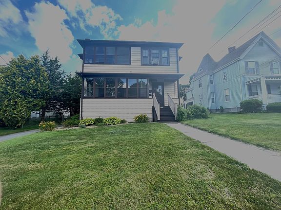 2nd image of 162-164 Vernon St #1