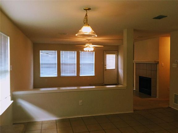5th image of 2941 Margeaux Dr