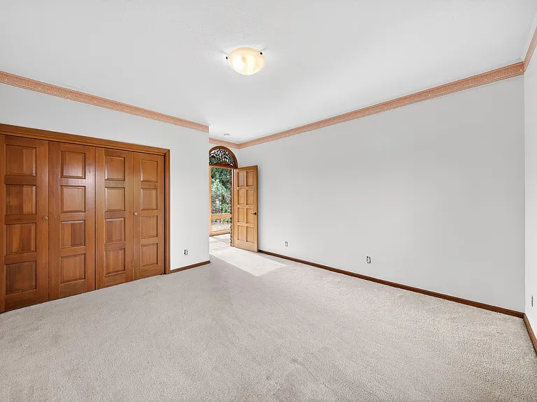 18750 Castle Hill Dr — Photo 18