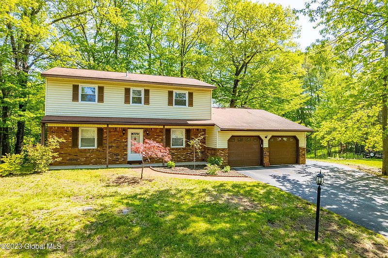2nd image of 25 Brookline Drive