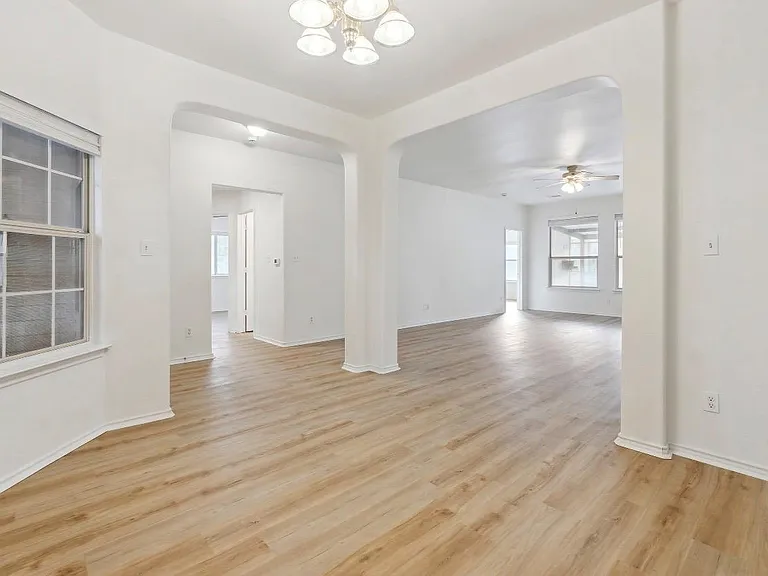1611 Sunnycrest Cir — Photo 3
