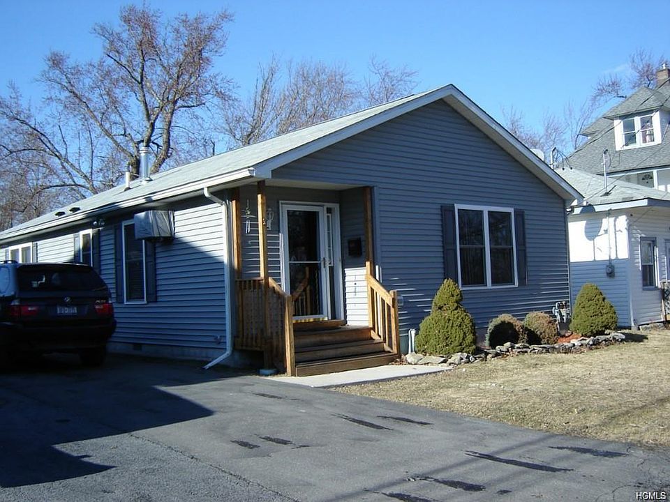 1st image of 3 Oliver Ave