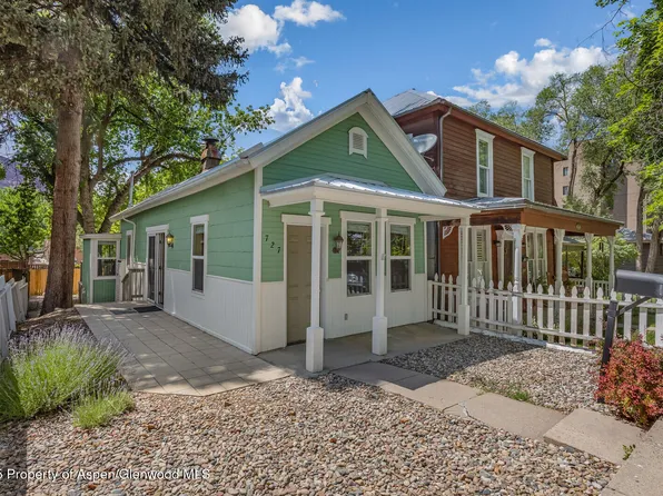 727 Bennett Ave, Glenwood Springs, CO 81601