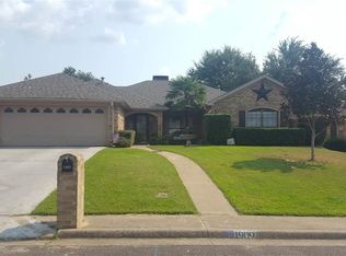 1909 Castlegate Dr, Henderson, TX 75654