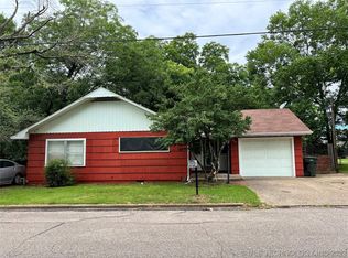 215 N 20th Ave, Durant, OK 74701