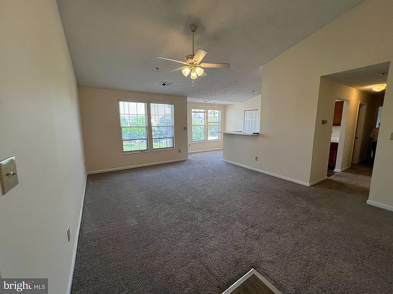 703 Orchard Overlook #301 — Photo 2