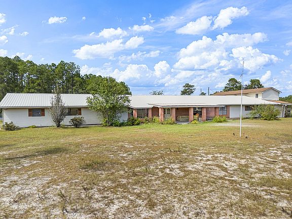 3rd image of 46 Veterans Ln