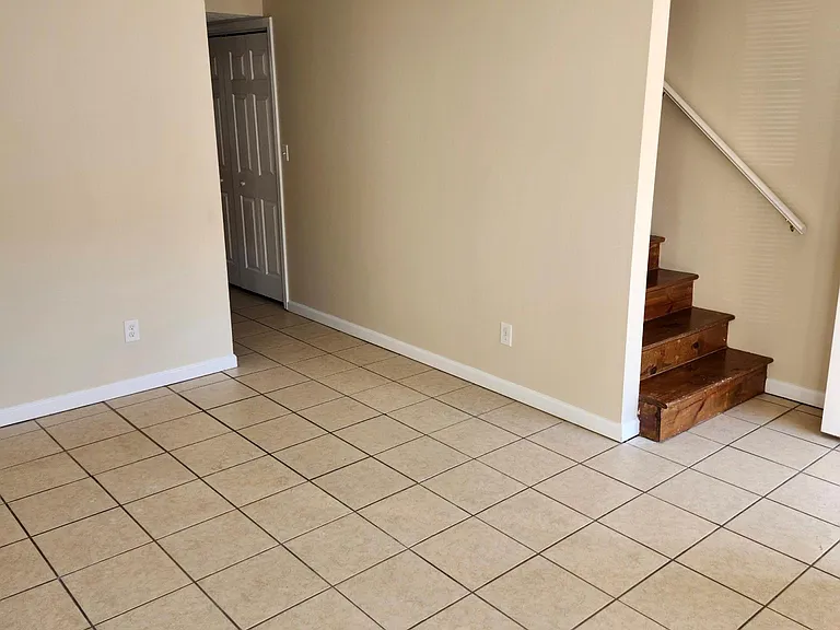 146 Landings Dr #5 — Photo 9