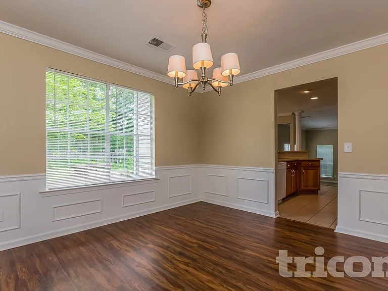 1471 Oakdale Rd — Photo 4