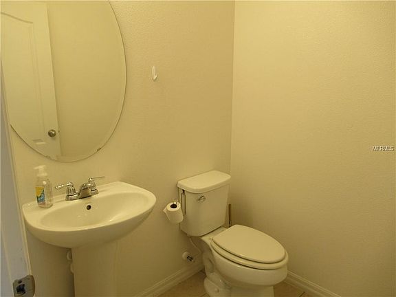 3rd image of 16720 Broadford Ln