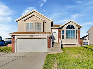 5554 S 4100 W, Roy, UT 84067