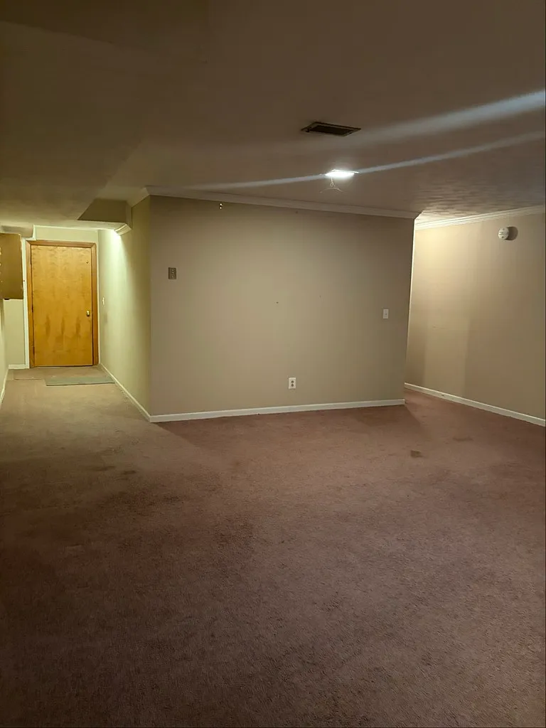 Spacious 2-Bedroom Duplex in Council Bluffs, Iowa — Photo 4