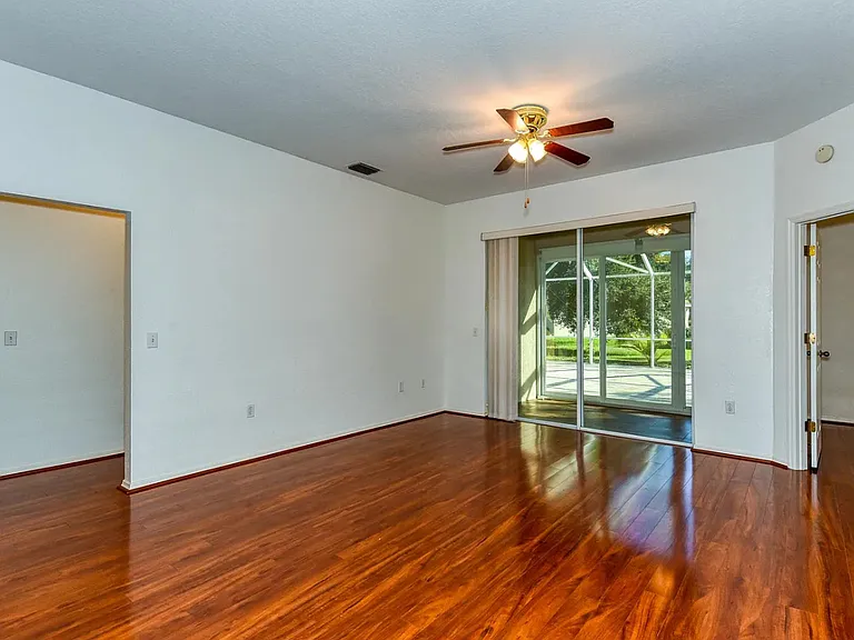 6221 Foxglove Ln — Photo 1