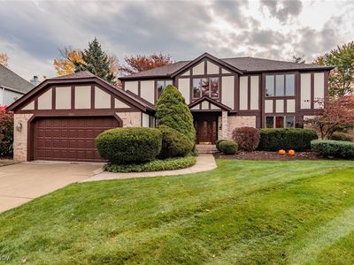17801 Saratoga Trl, Strongsville, OH, 44136