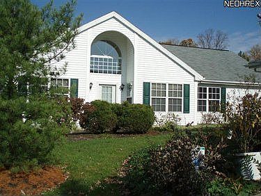 1st image of 812 Holly Oak Ln