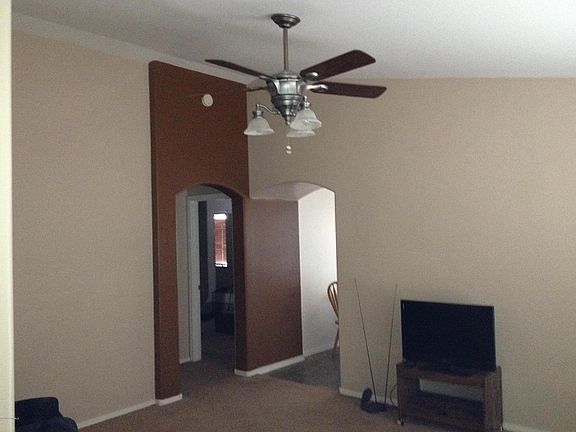 4th image of 1738 W Central Ave