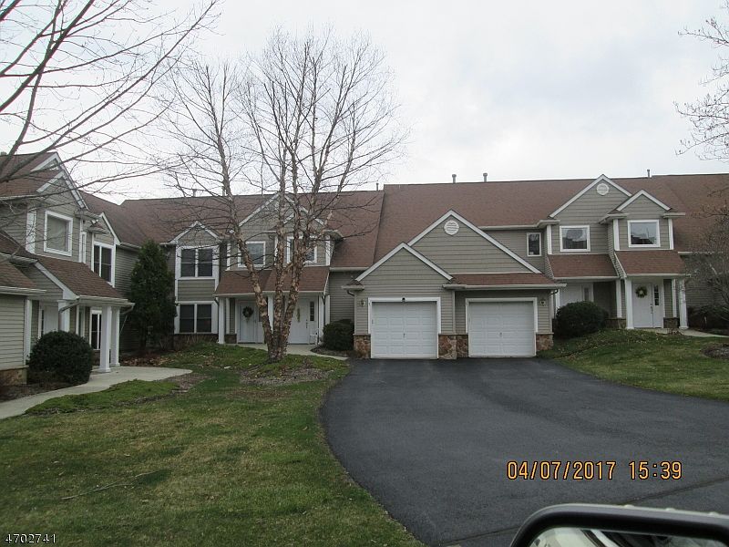 1st image of 7 Bourne Circle
