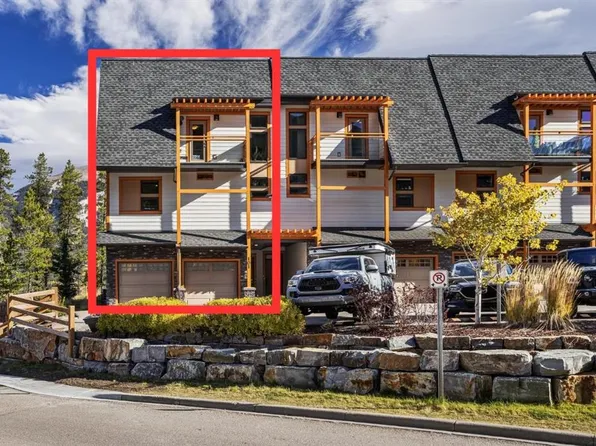 102 SW Stewart Creek Rise #101, Canmore, AB T1W 0K6