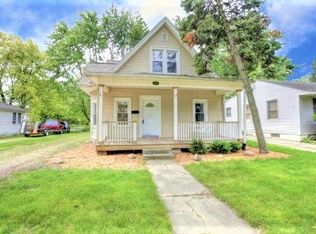 1011 W Tremont St, Champaign, IL 61821