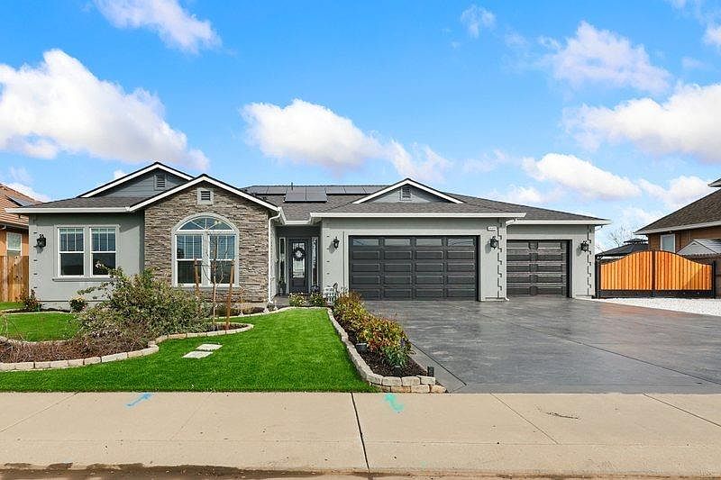 1st image of 14475 Mira Vista Ln