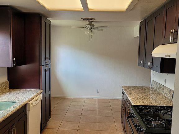 3rd image of 3571 Lemona Ave