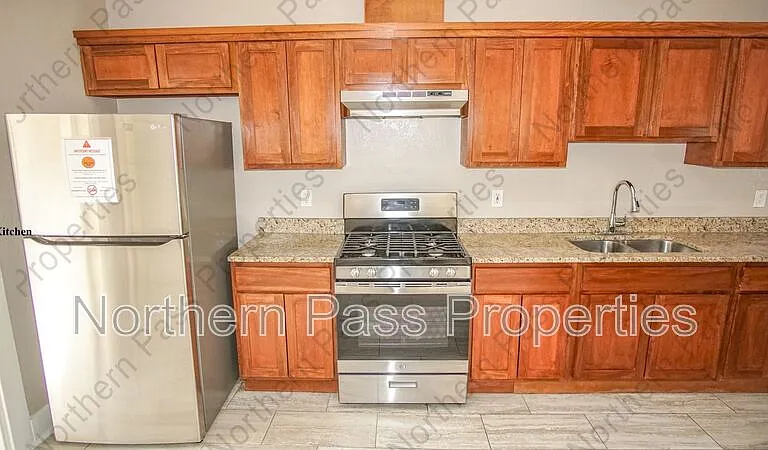 7320 Dale Rd #MAIN HOUSE — Photo 8