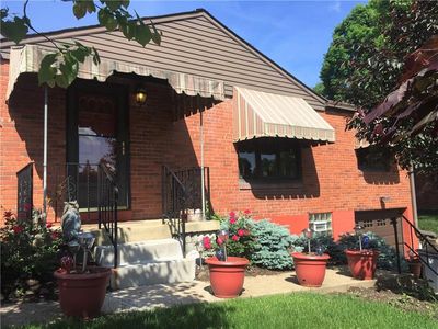 224 Orchard Spring Rd, Pittsburgh, PA, 15220