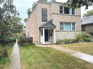 556 N Barton Ave #2, Evanston, IL 60202