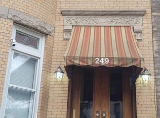 249 61st St #2, Brooklyn, NY 11220