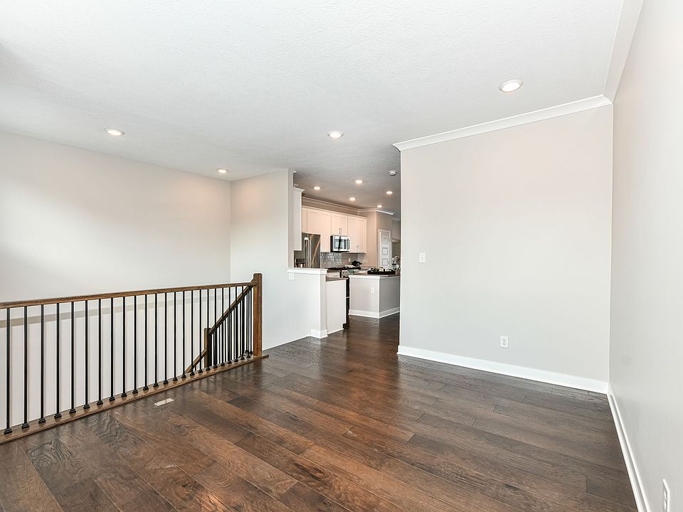 Main Level - Living Room