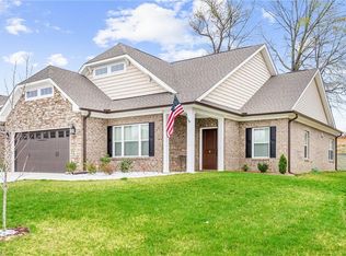 6 Freemont Ct, Thomasville, NC 27360