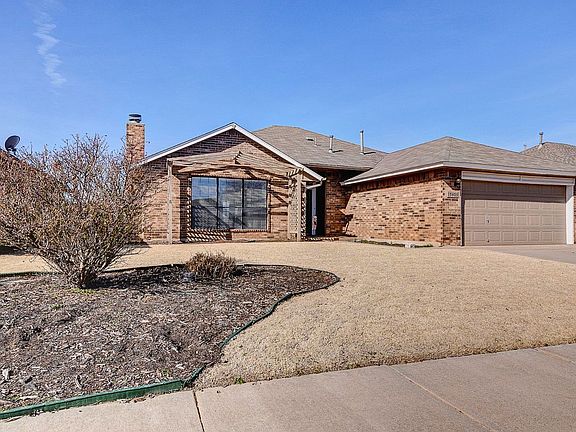 3rd image of 15405 Stone Meadows Dr