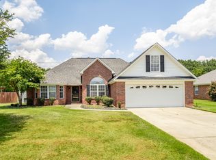 2715 Foxcroft Cir, Sumter, SC 29154